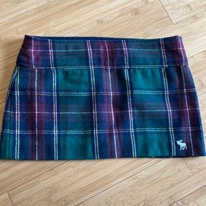 A&F vintage plaid mini skirt